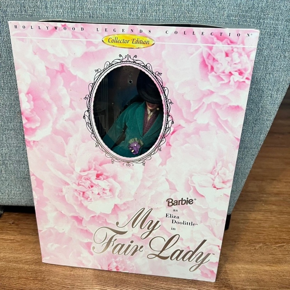 Barbie Eliza Doolittle My Fair Lady Doll 1995 Flower Girl Green Coat Skirt 15497 - Picture 10 of 14